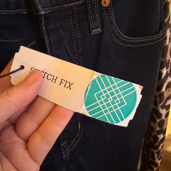 Madewell Skinny Flare Jeans in Rinse Wash, size 26,) - Picture 8 of 9